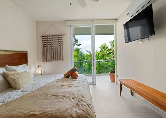 Oasis Walk To 7 Rooftop Pools With Ocean Views * Akumal