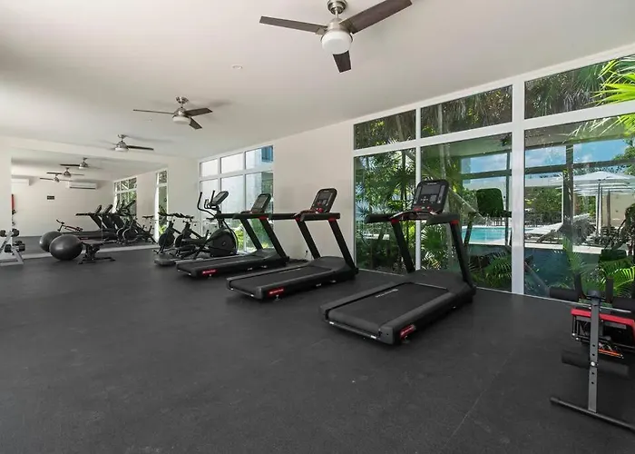 Oasis Walk To 7 Rooftop Pools With Ocean Views Akumal