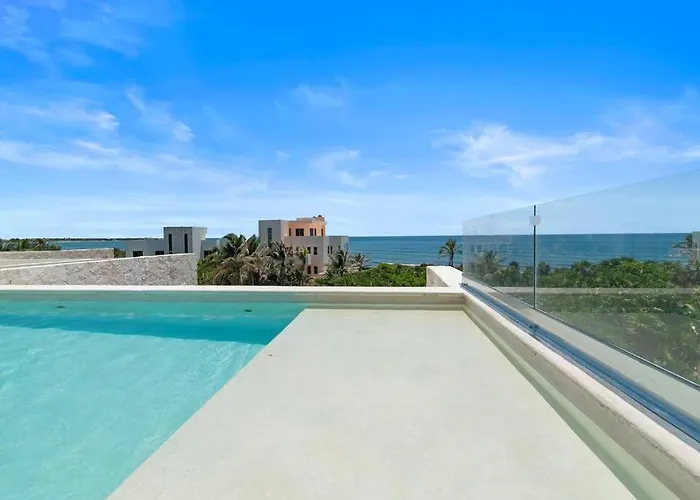 Oasis Walk To 7 Rooftop Pools With Ocean Views Akumal