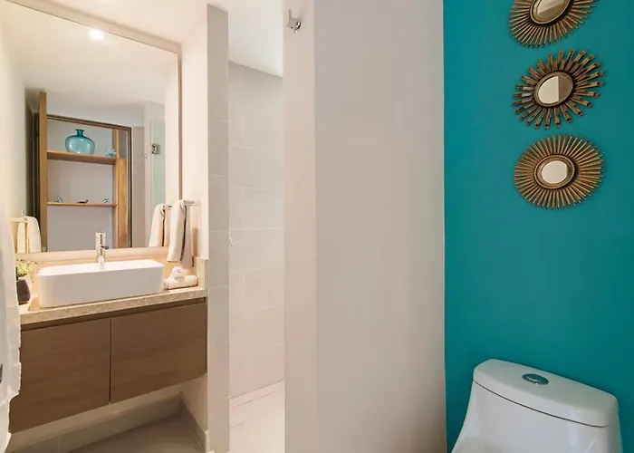 Apartment Oasis Walk To 7 Rooftop Pools With Ocean Views Akumal